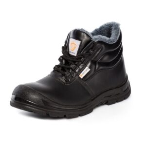TRZEWIKI BEZPIECZNE WINTER STRONG S3 SRC